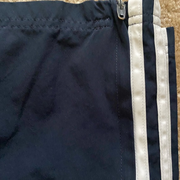 Adidas warm up pants with zippers - Picture 5 of 5